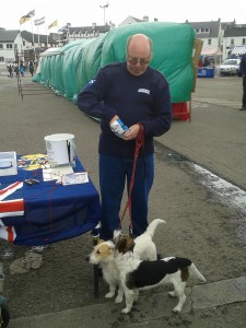 Seaman John Caldwell dog sitting