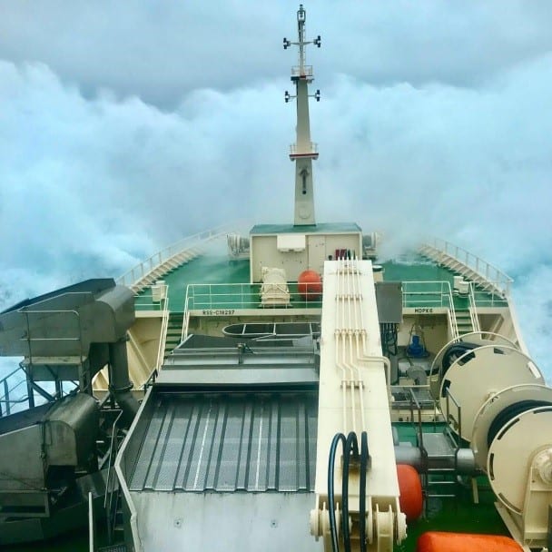 0119H Wheelhouse view from pelagic trawler Altaire LK429 undertaking transects west of Harris