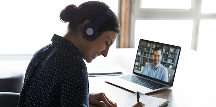 woman on webinar